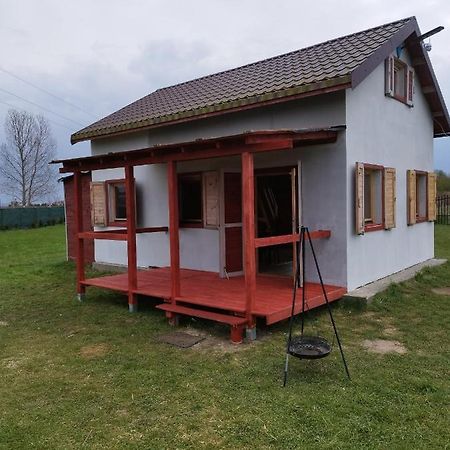 Domek Caloroczny Zastan Luaran gambar