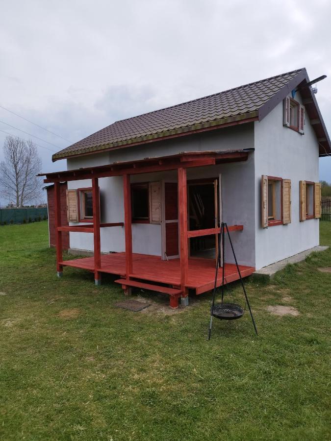 Domek Caloroczny Zastan Luaran gambar
